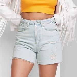 Wild Fable High Rise Cutoff Jean Shorts Light Wash size 14 Denim Women’s Frayed